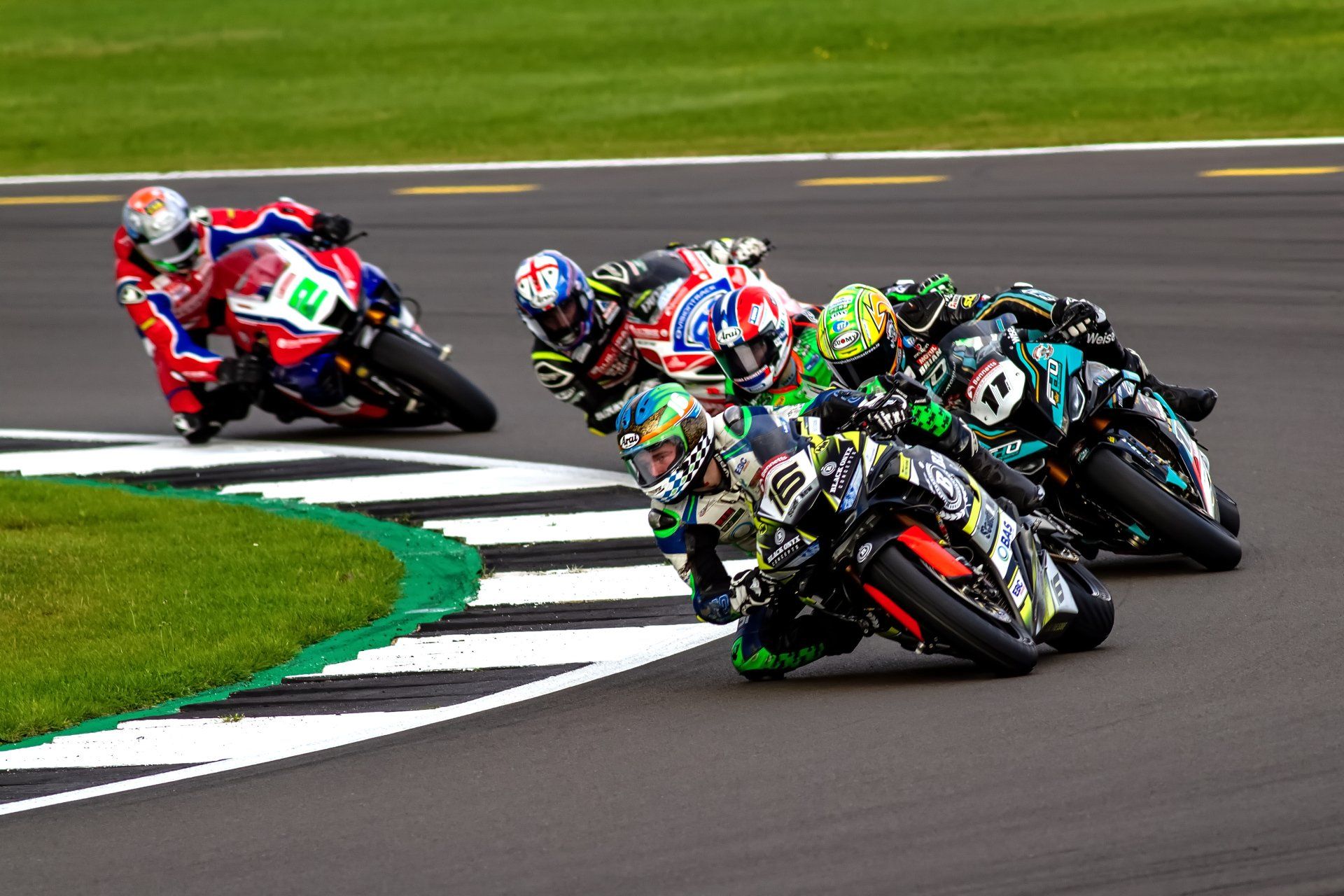 Daniel Lowson photographer pistonclick