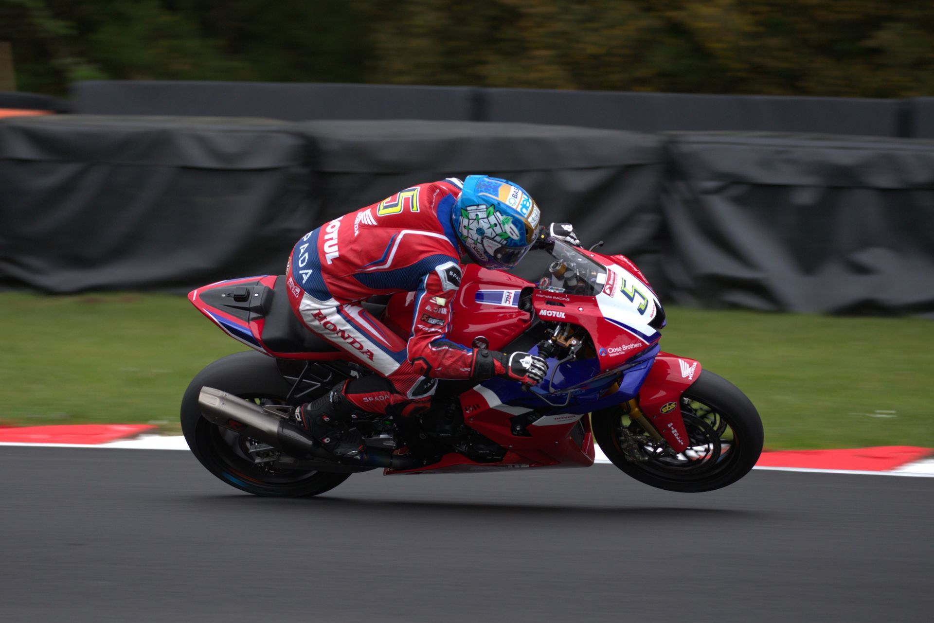 Dean Harrison British Super Bikes at Oulton Park