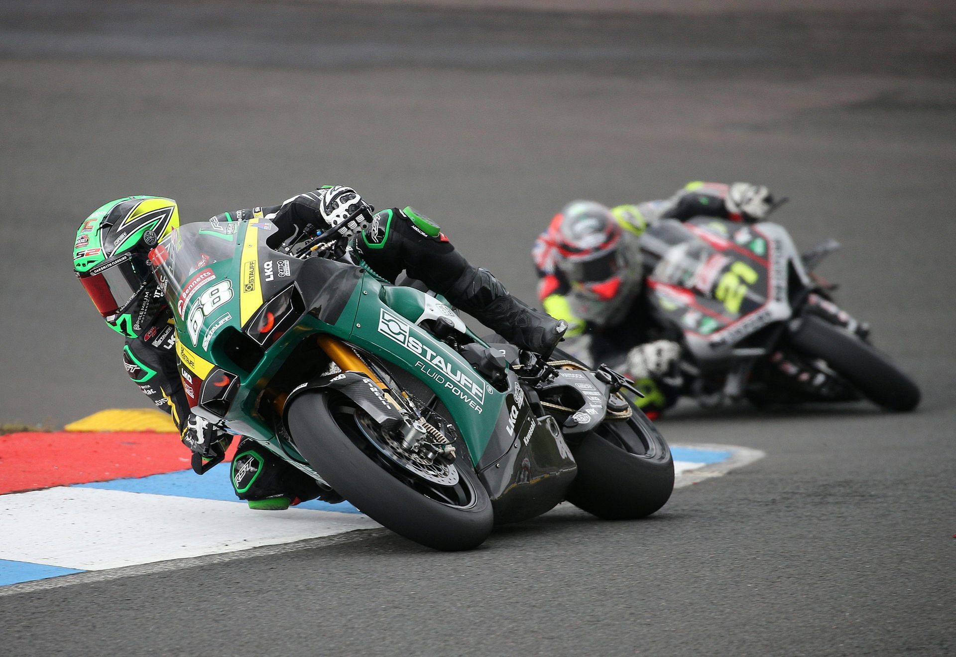 photographing the British super bikes at Knockhill