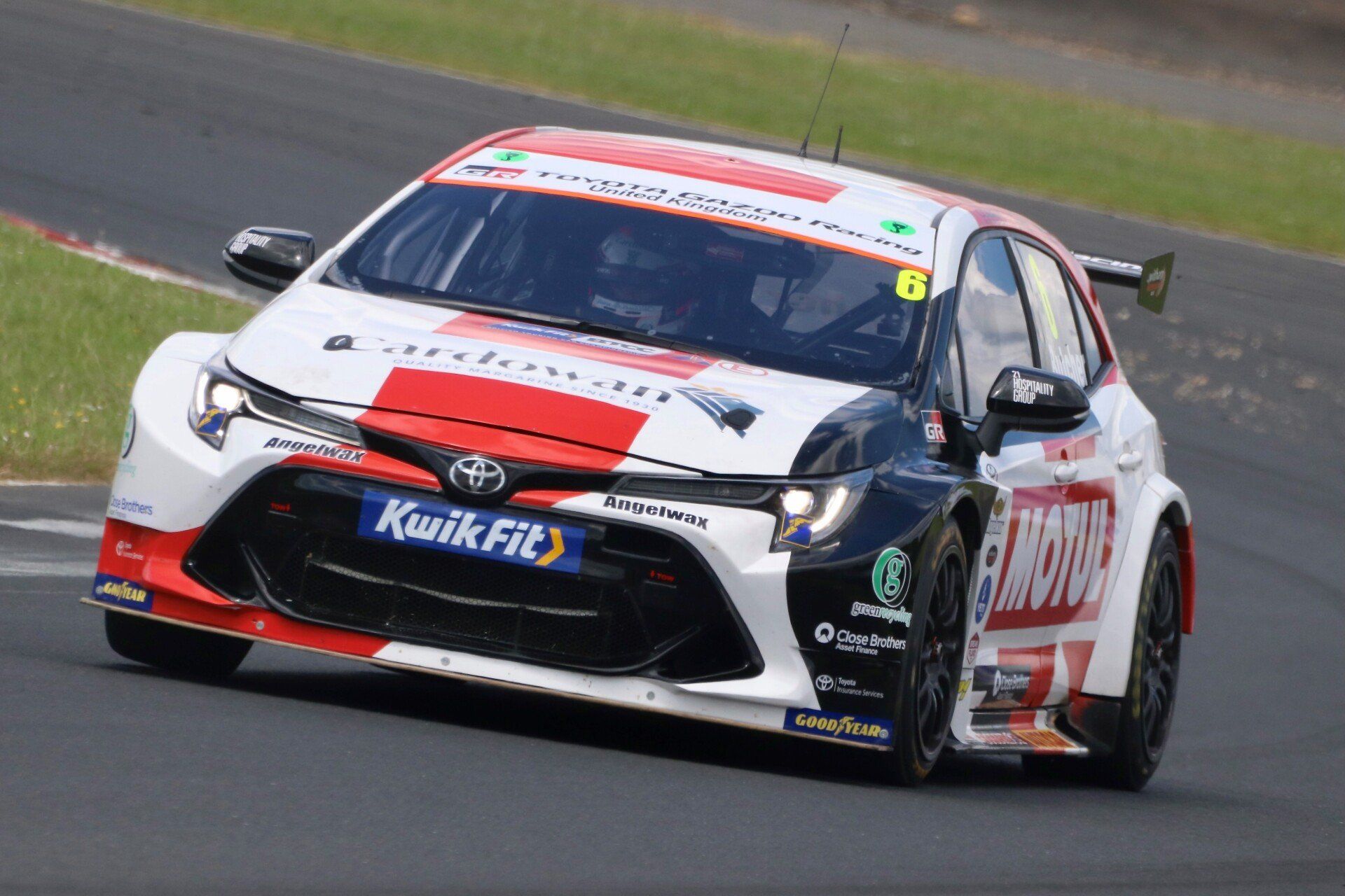 Click the image for more. Bemsee at Donington Park