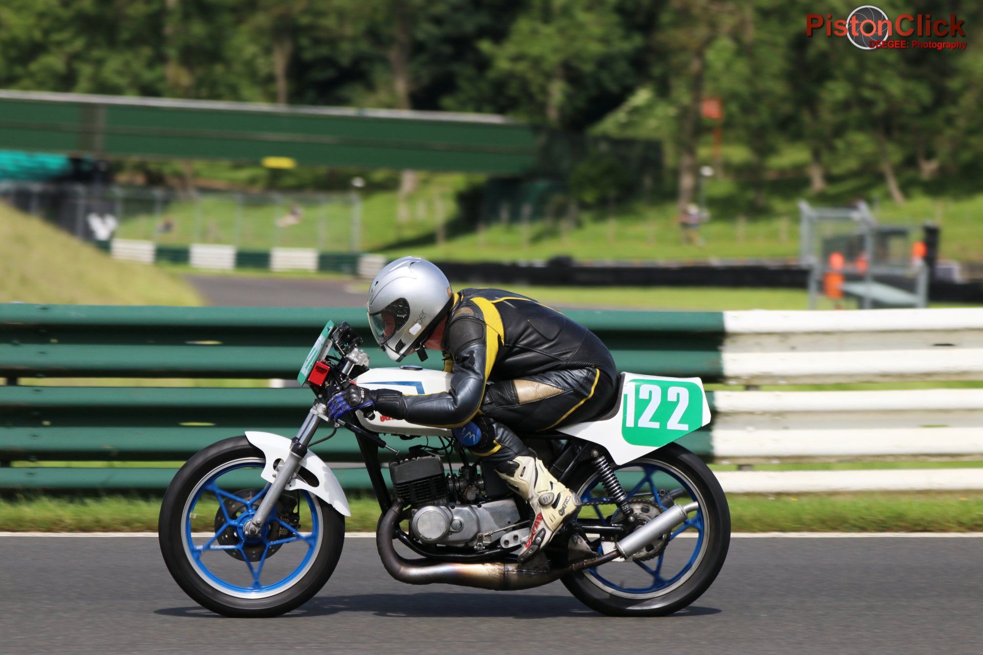 Classic Racing Motorcycle Club Cadwell Park