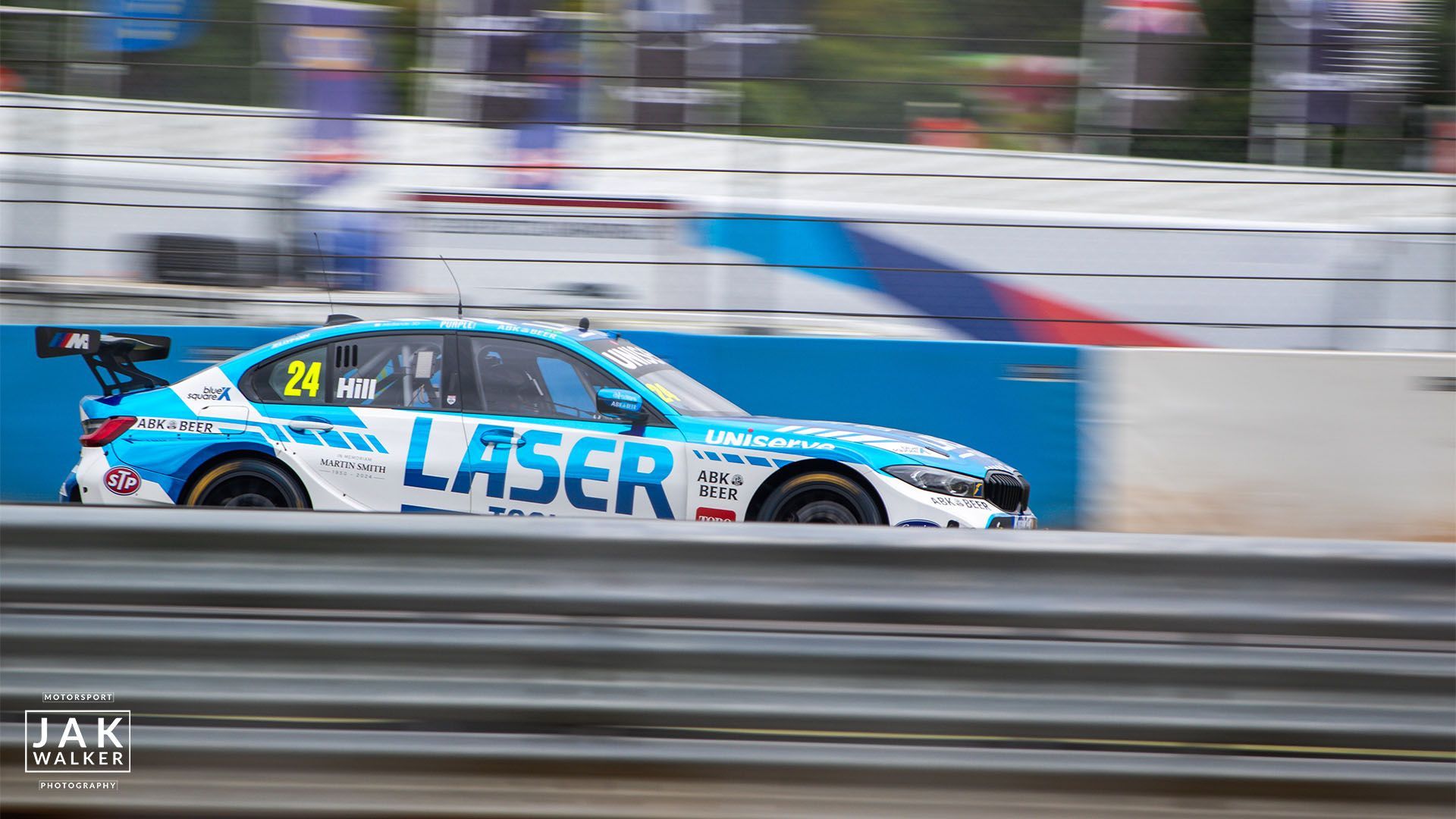 Click the image for more. BTCC at Donington park