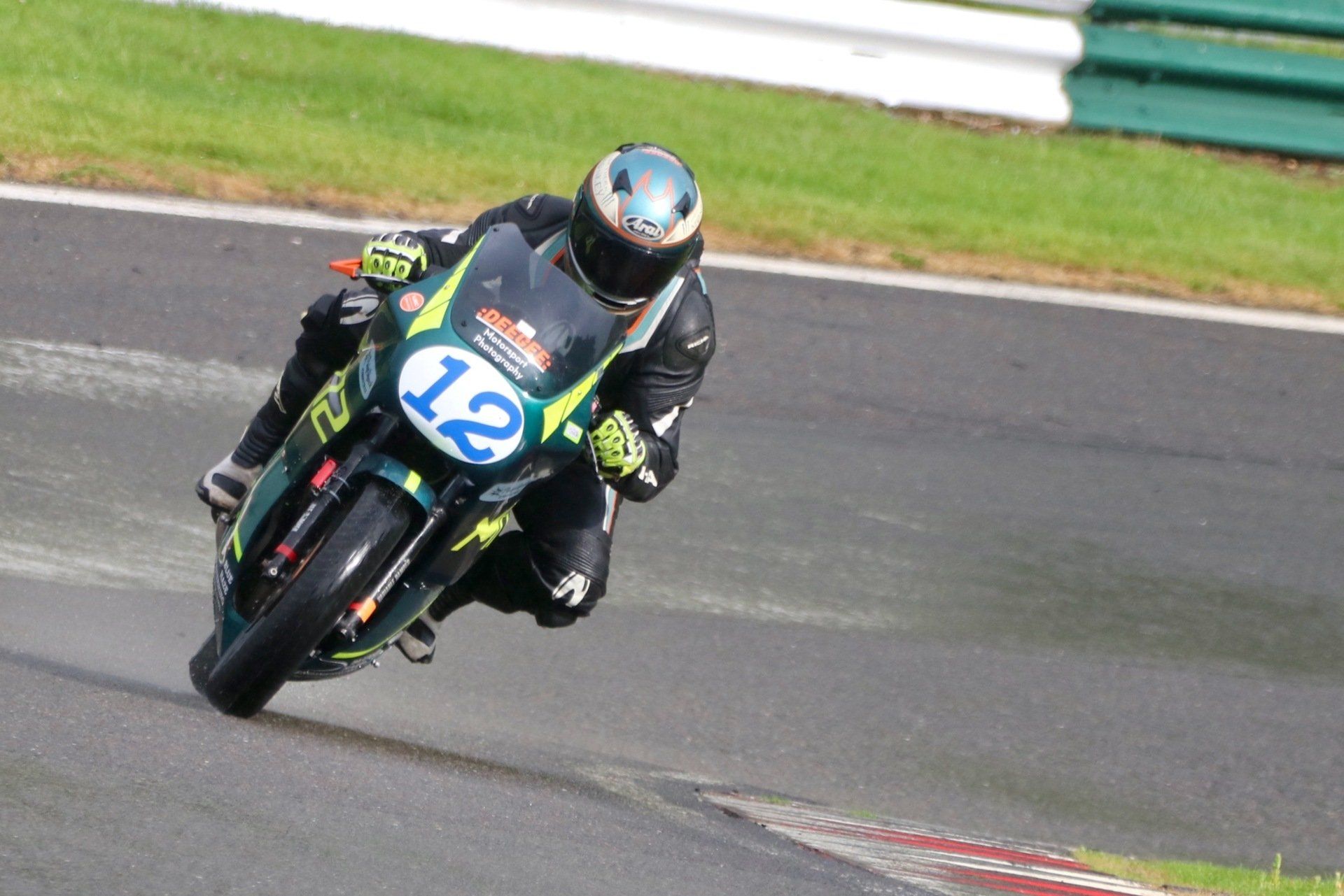 Classic Racing Motorcycle Racing Cadwell Park