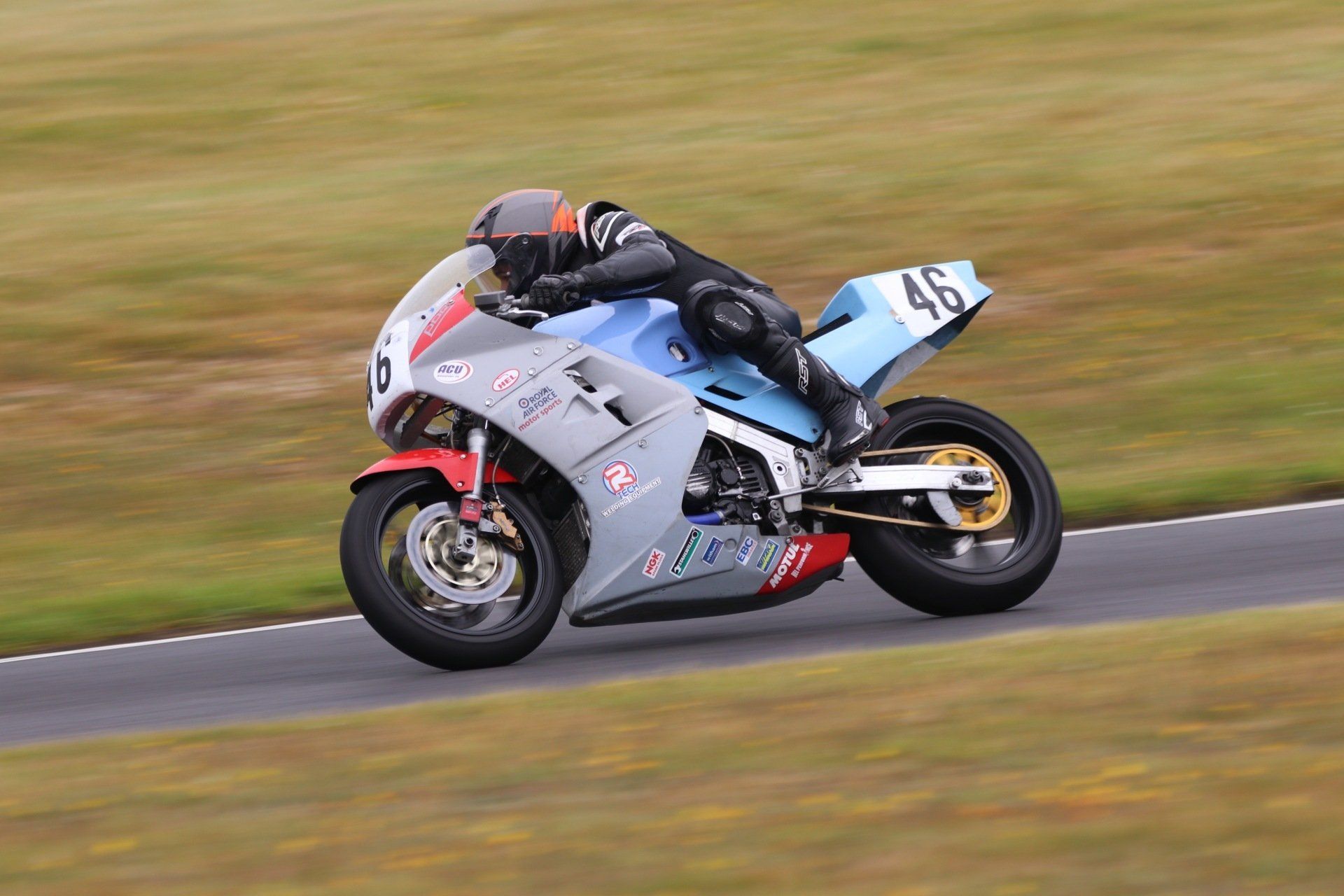 Classic Racing Motorcycle Racing Cadwell Park