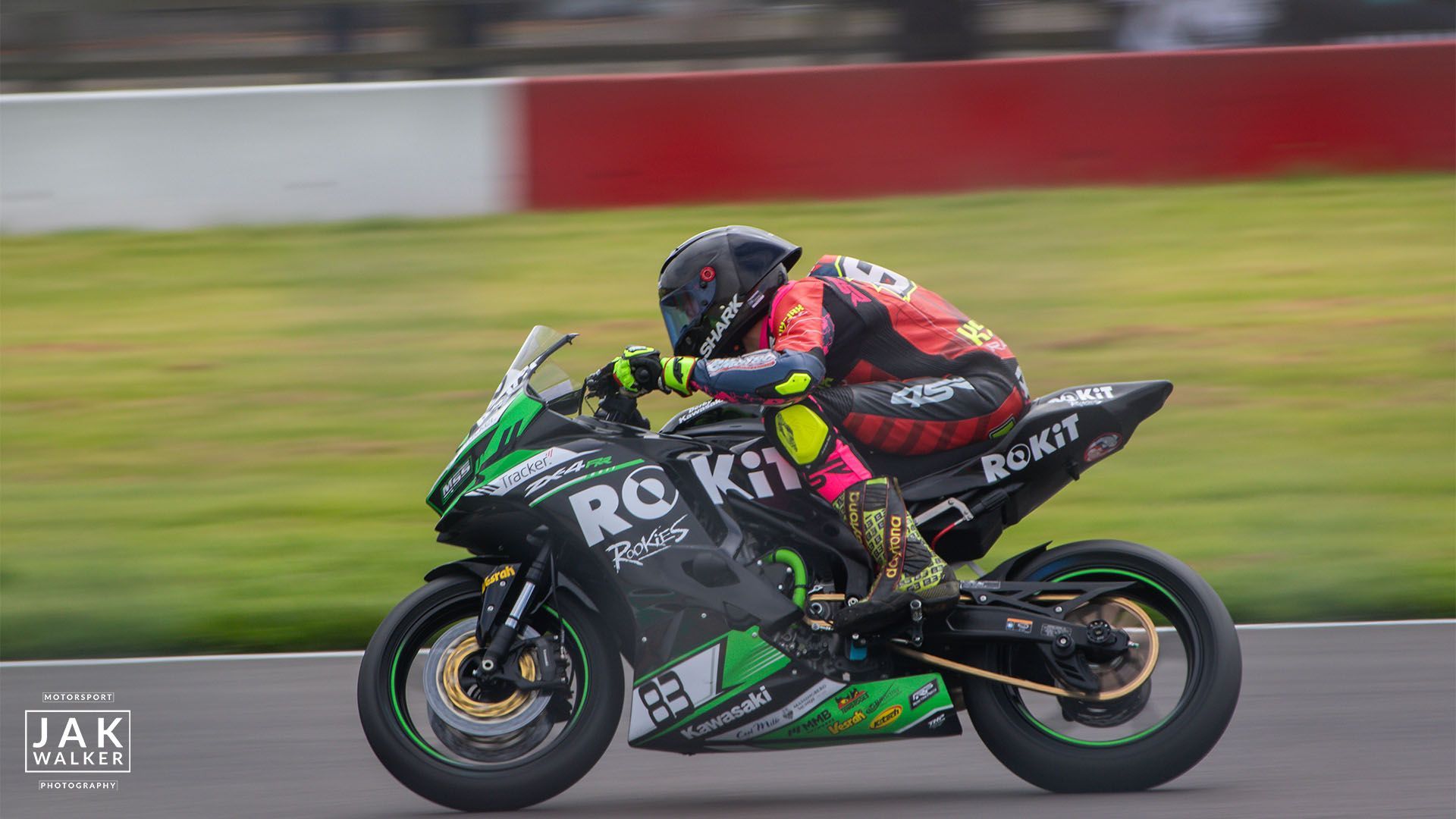 Kylan SHUTTLEWOOD in the Tracker Kawasaki British Superteen race at Donington Park