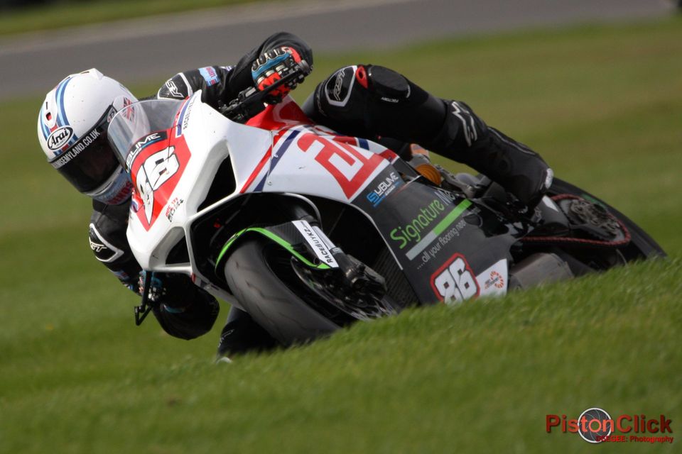 Racebuykz.com Cup 1000 and Ducati Challenge David Shoubridge