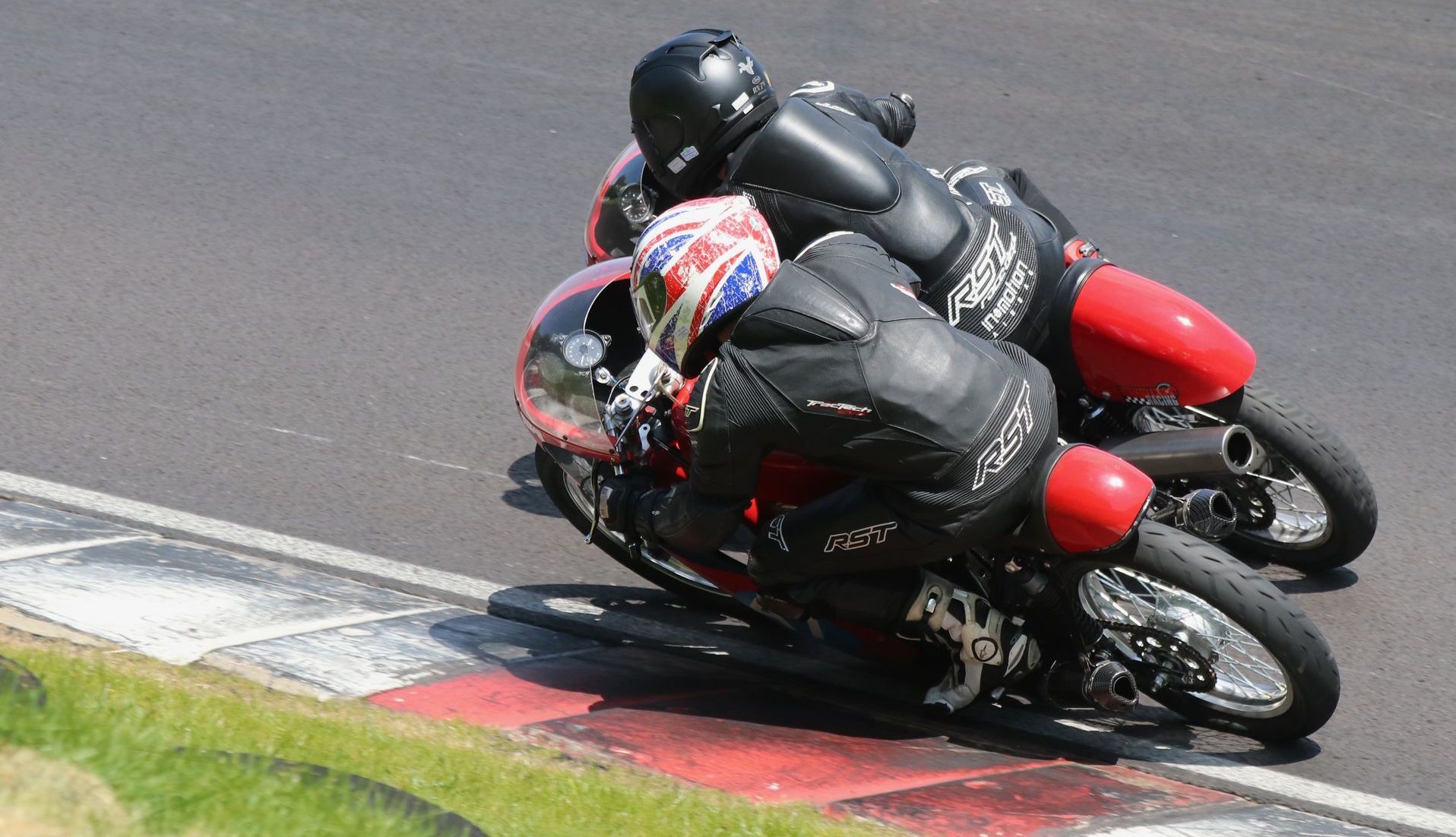 Classic Racing Motorcycle Club Championship Round 3 Cadwell Park