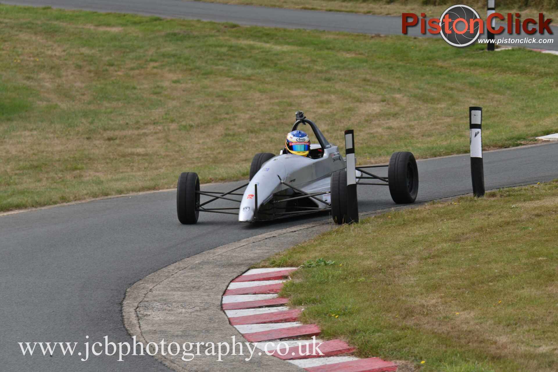 Rob Spedding driving his Formula Ford Vector TF93K