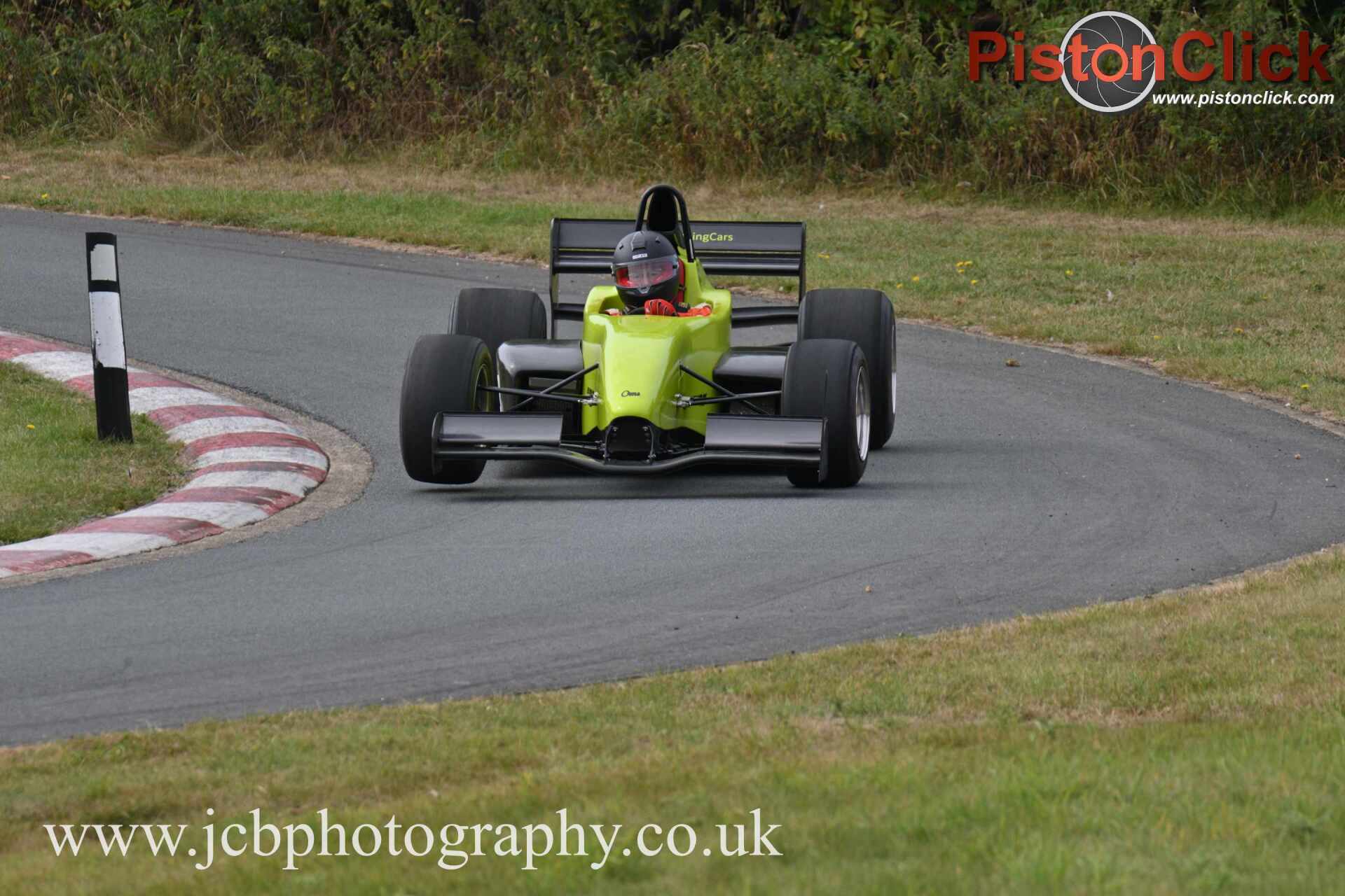 Steve Owen driving his OMS 28RPE