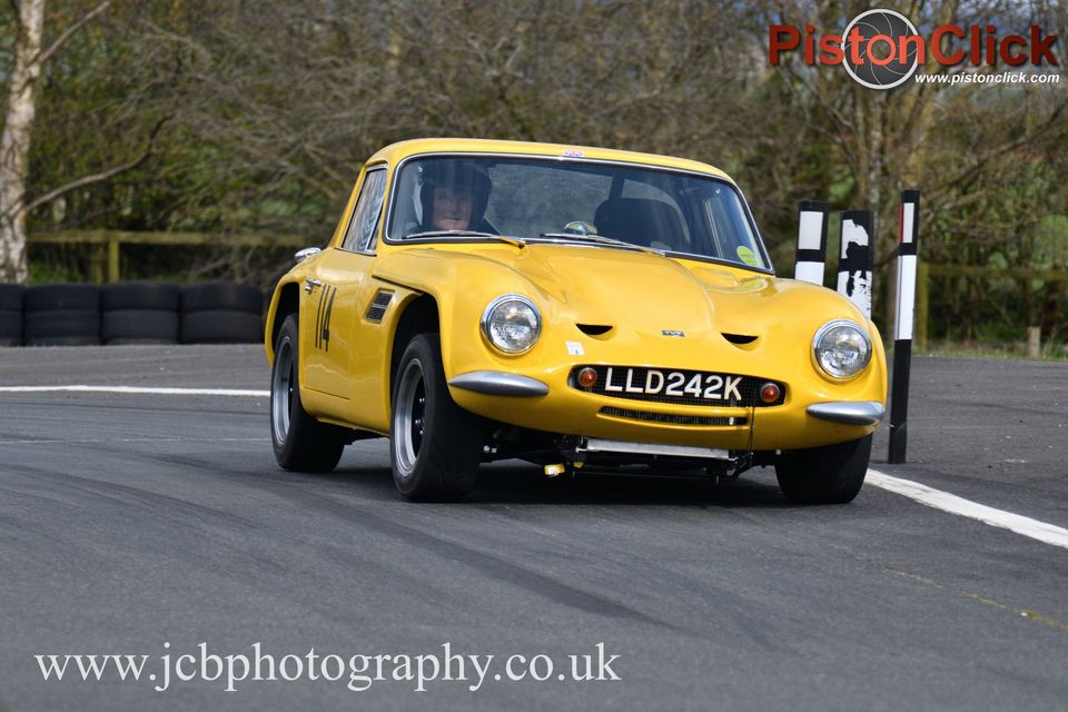 Michael Brown TVR Vixen Harewood Speed Hillclimb