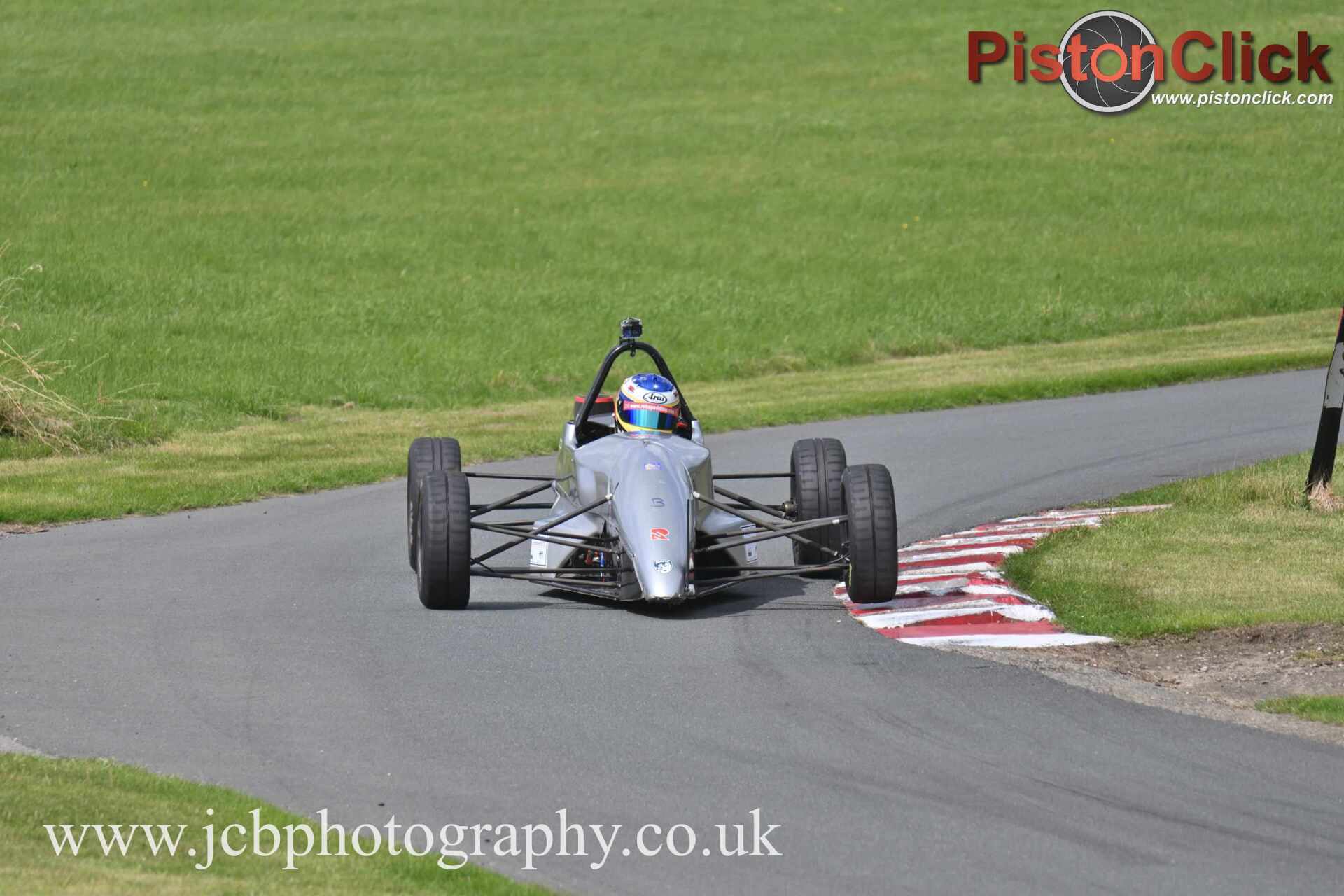 Rob Spedding driving his Formula Ford Vector TF93K