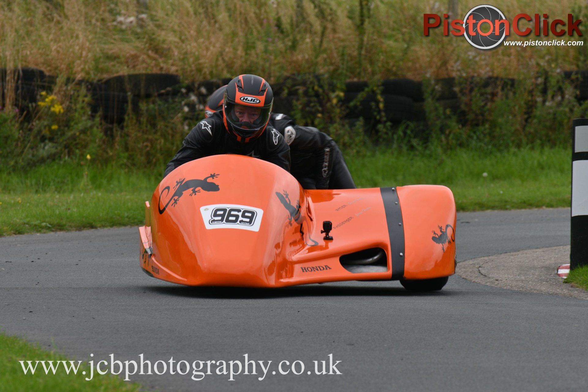 Simon and Jayne Foster
