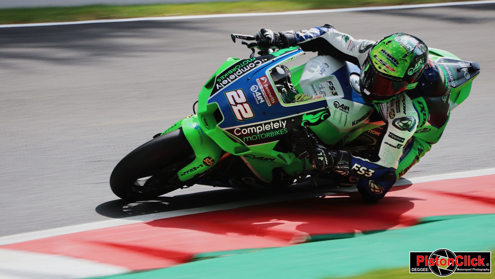 the O show BSB racer