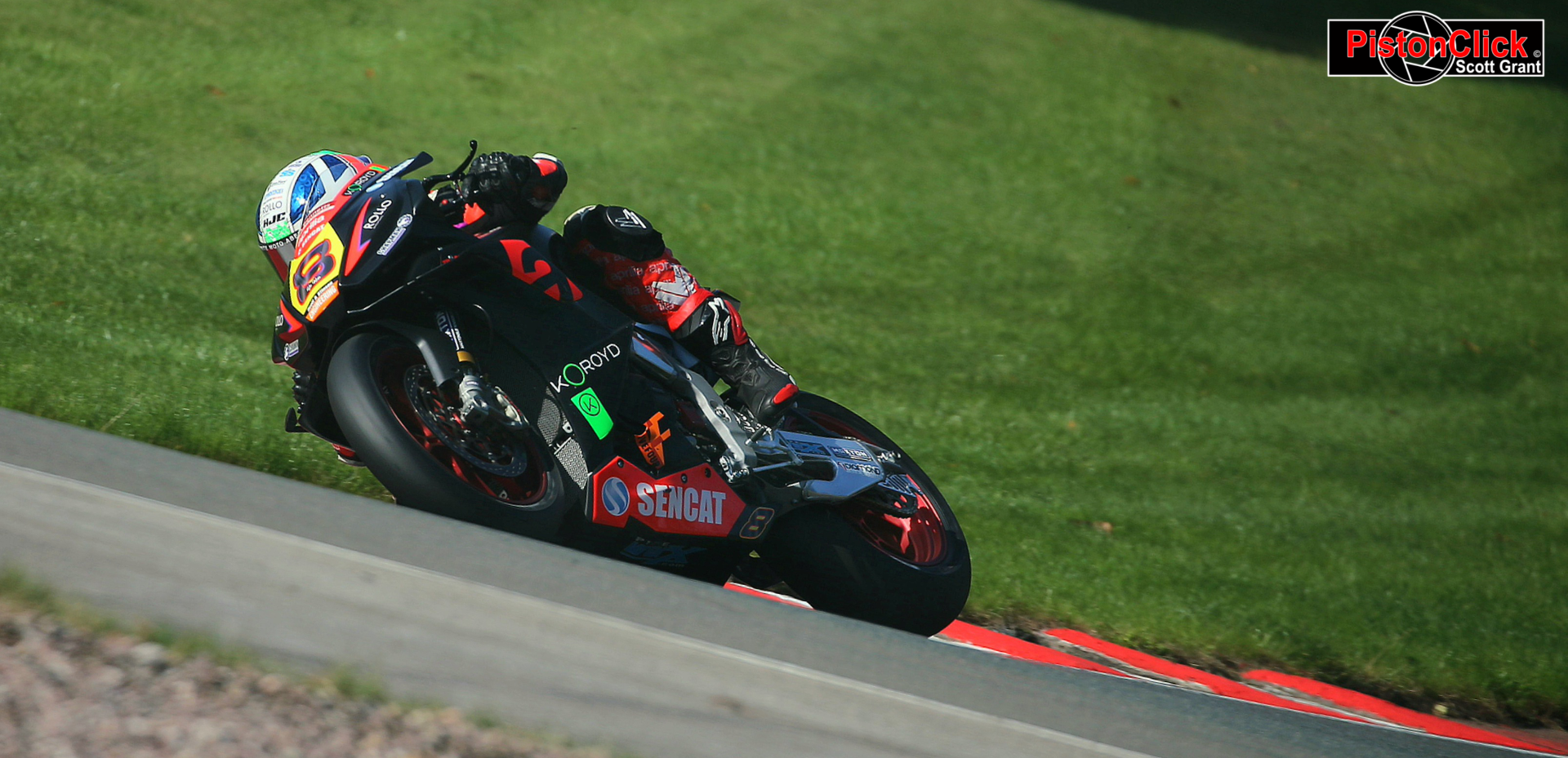 Lewis Rollo British Super Bikes on the Aprilia RSV-4