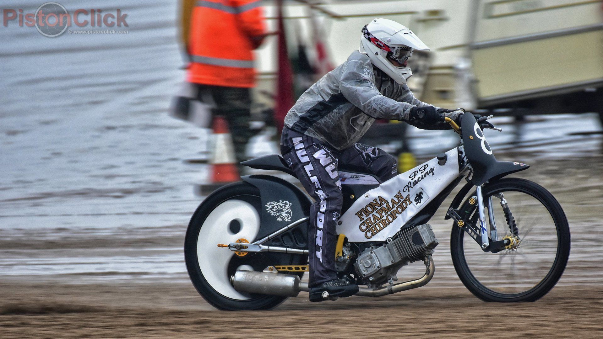 Where to take photos at the Mablethorpe Sand Racing club