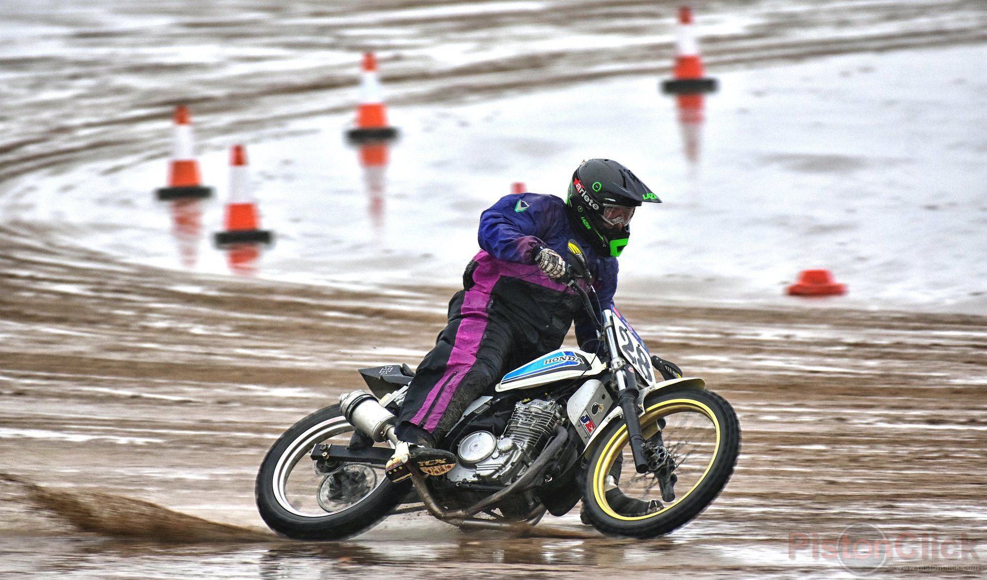 Where to take photos at the Mablethorpe Sand Racing club