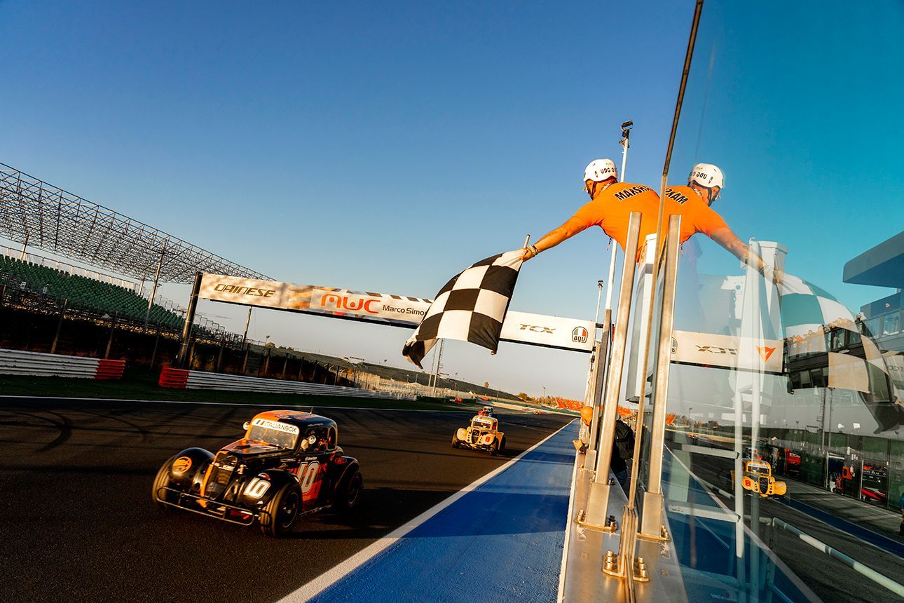 Marcello Mastroianni sport motoristici fotografo, Roma Italia.