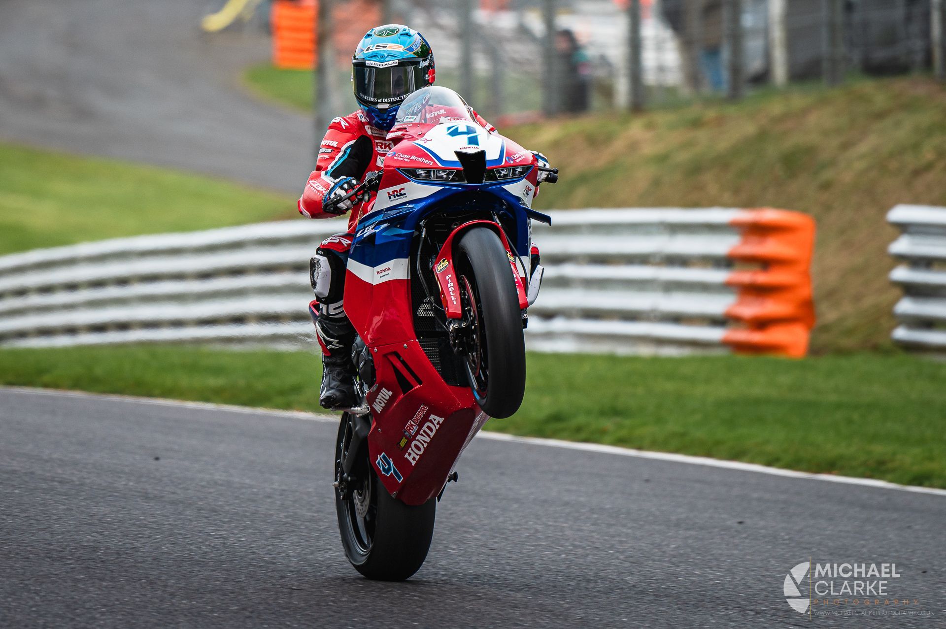Jack Kennedy claimed his fifth SuperSport title at Brands Hatch on the Honda CBR600RR