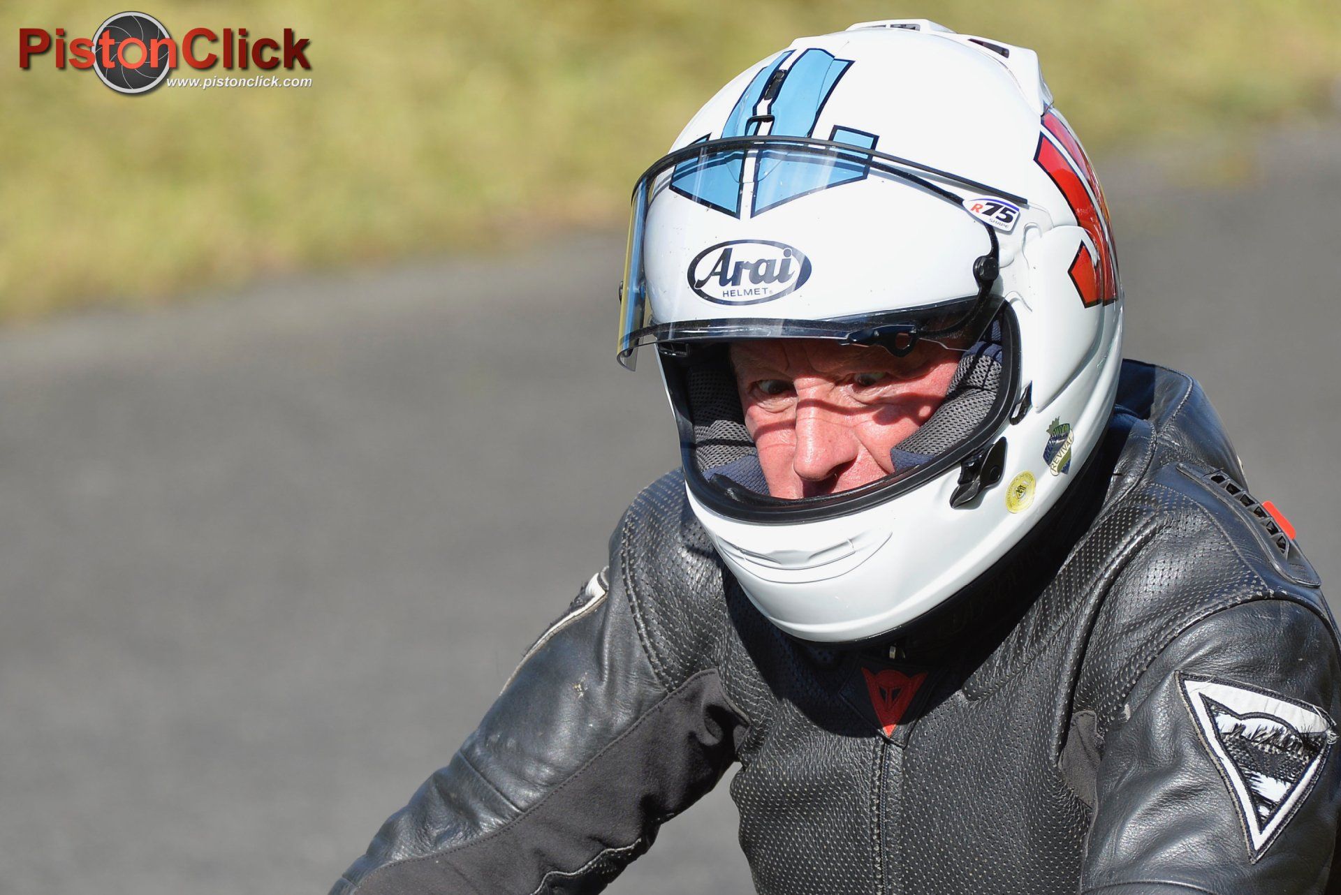 Oliver's Mount Gold Cup