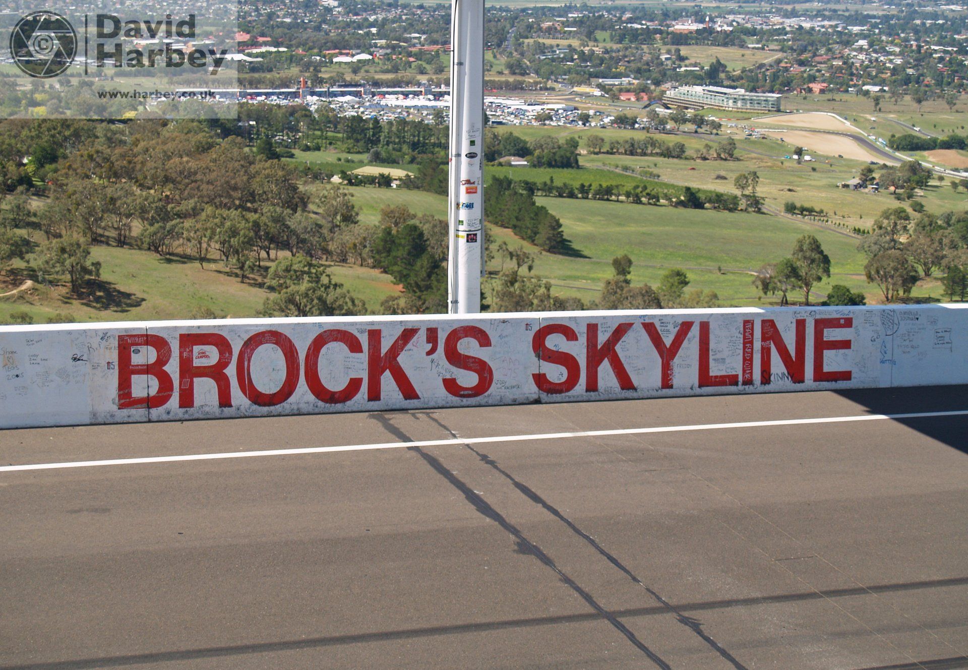 Bathurst 12 Hour race Skyline