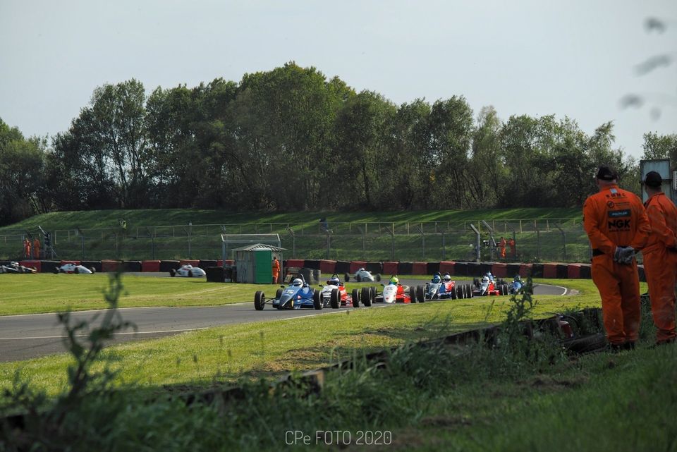 Castle Combe Racing Club FF1600