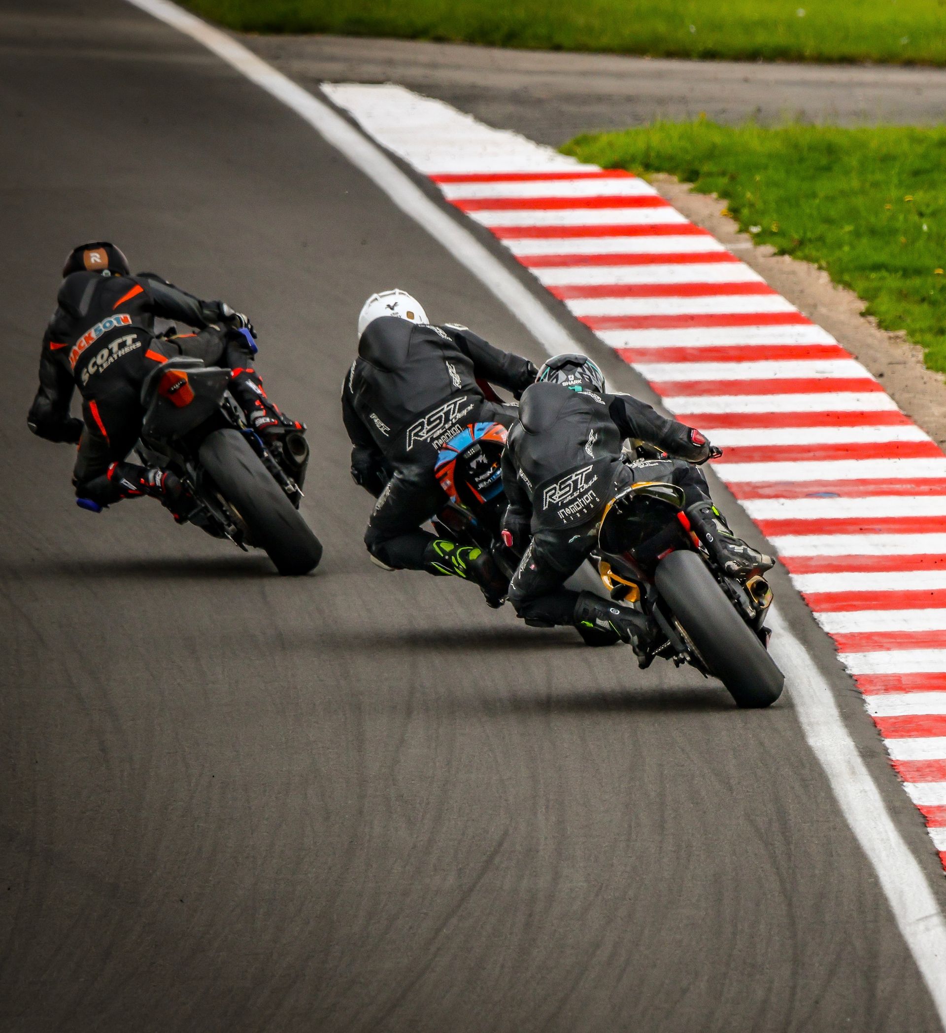 Photographing the British Motorcycle Racing Club Bemsee at Donington Park