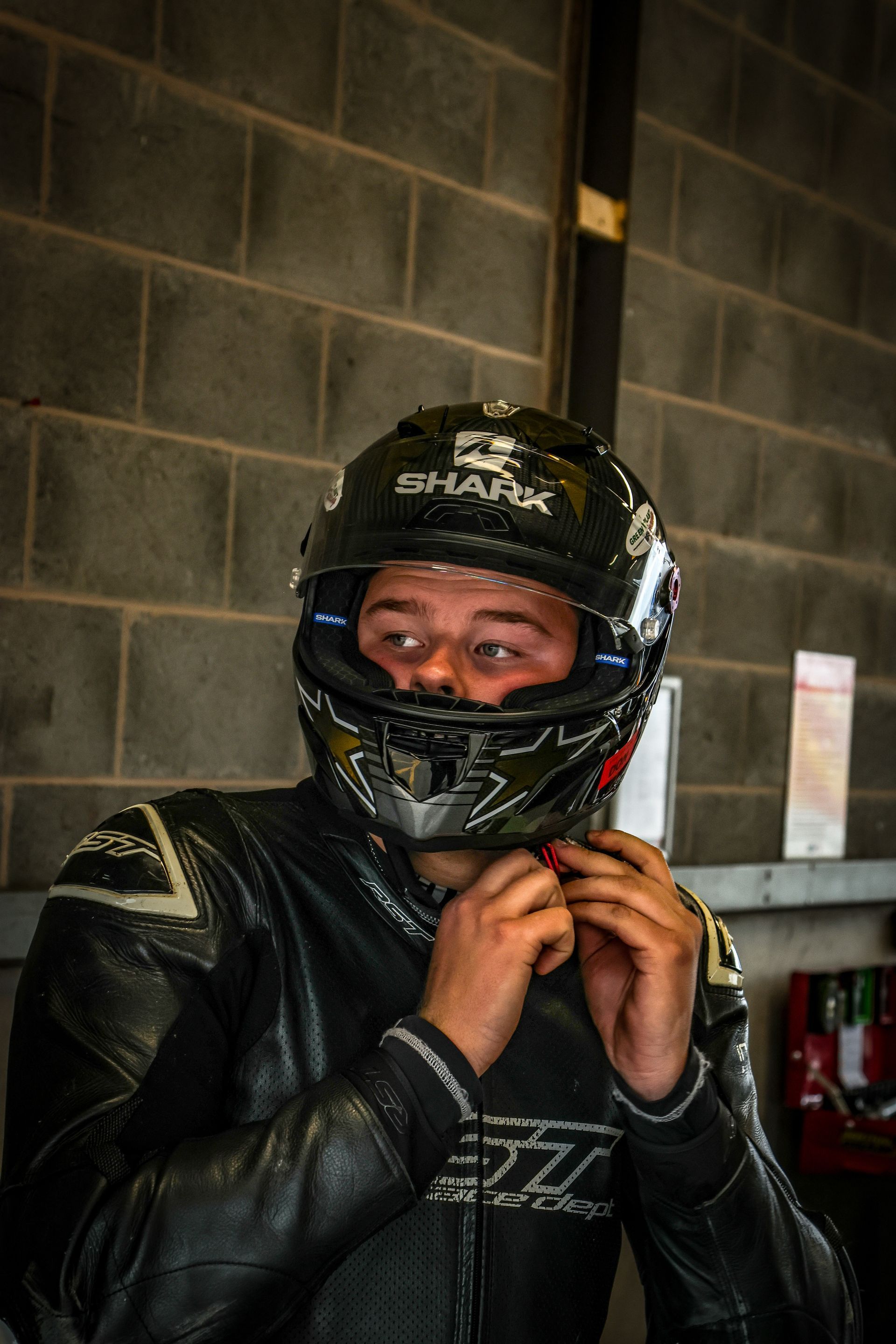 Photographing the British Motorcycle Racing Club Bemsee at Donington Park