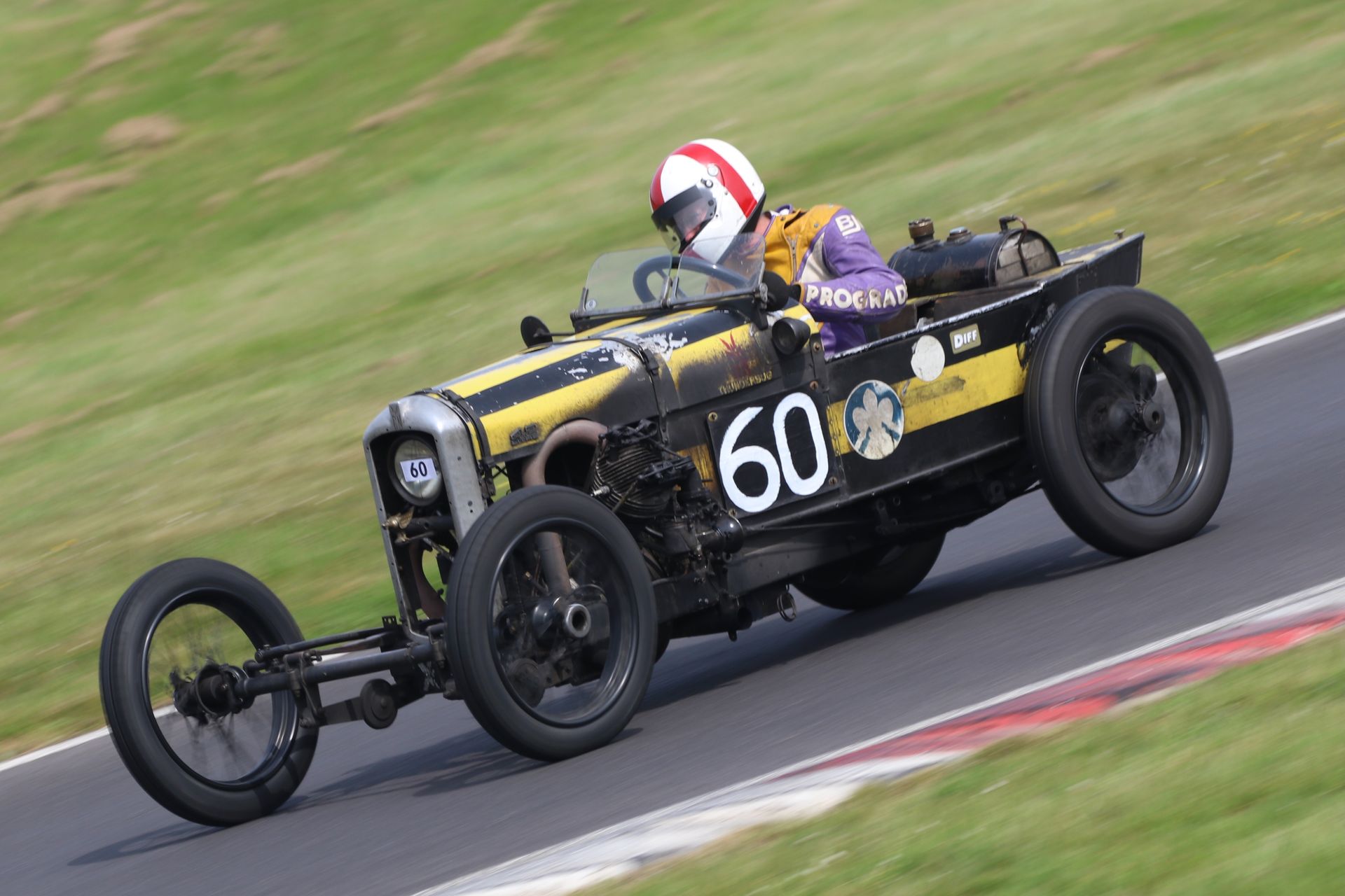 VSCC at Cadwell Park