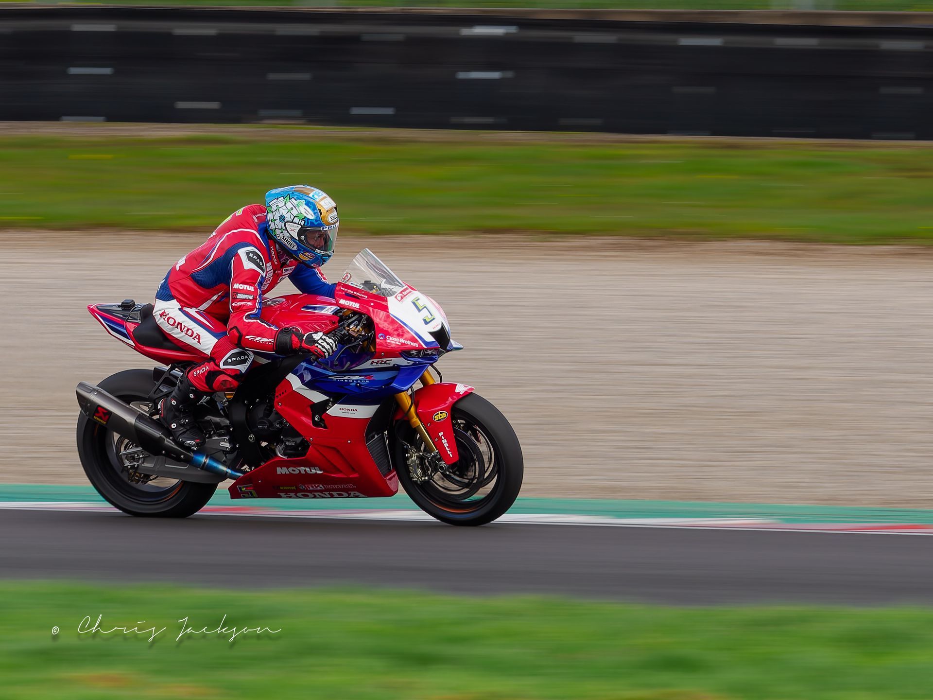 Dean Harrison on the Honda UK Fireblade