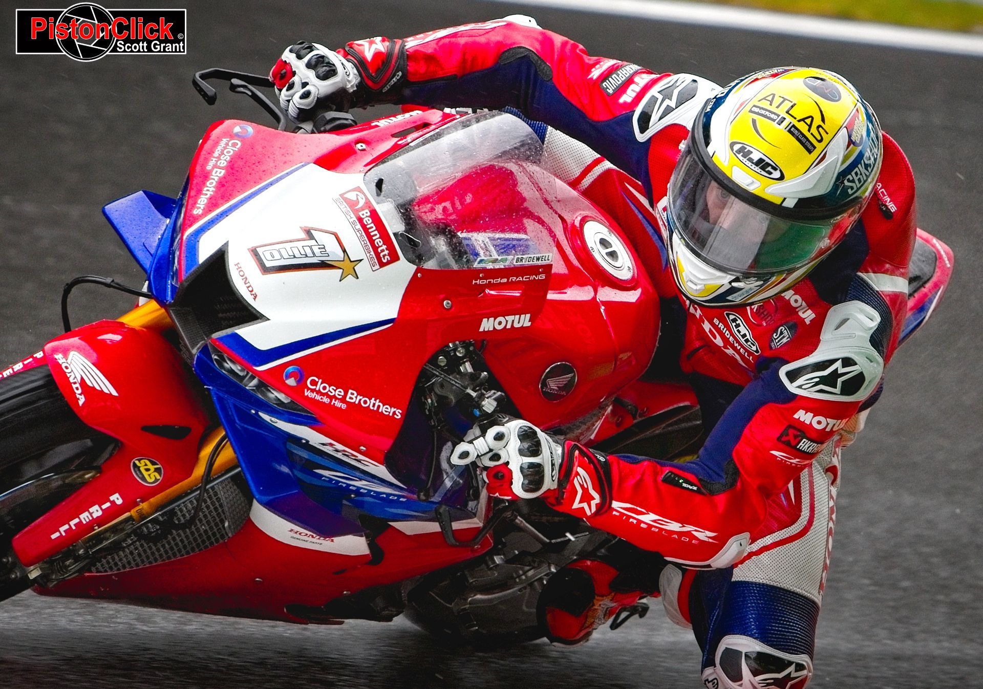 Tommy Bridewell in the wet qualifying at Cadwell Park BSB 2024