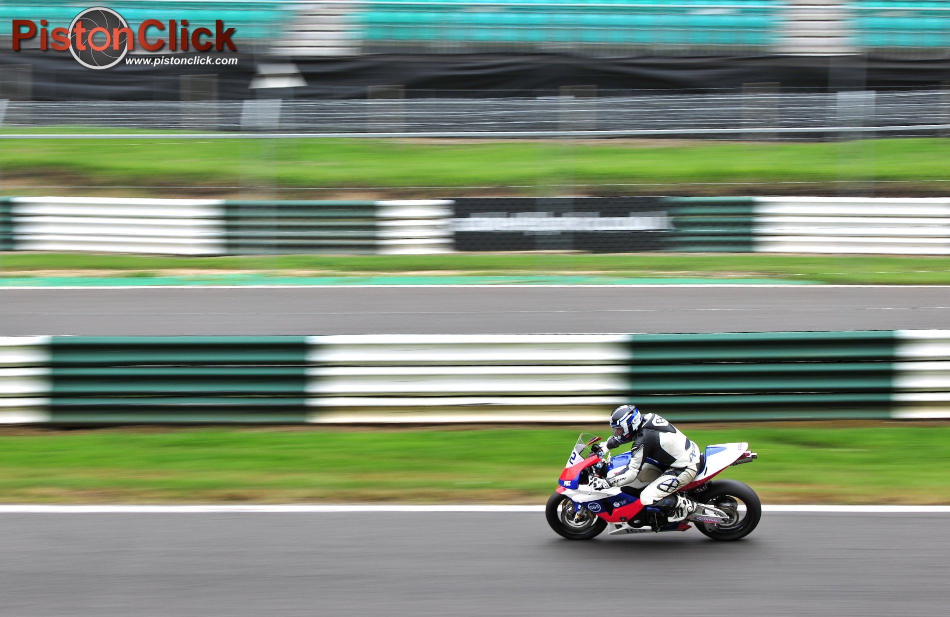 BMCRC Championship round from Cadwell Park