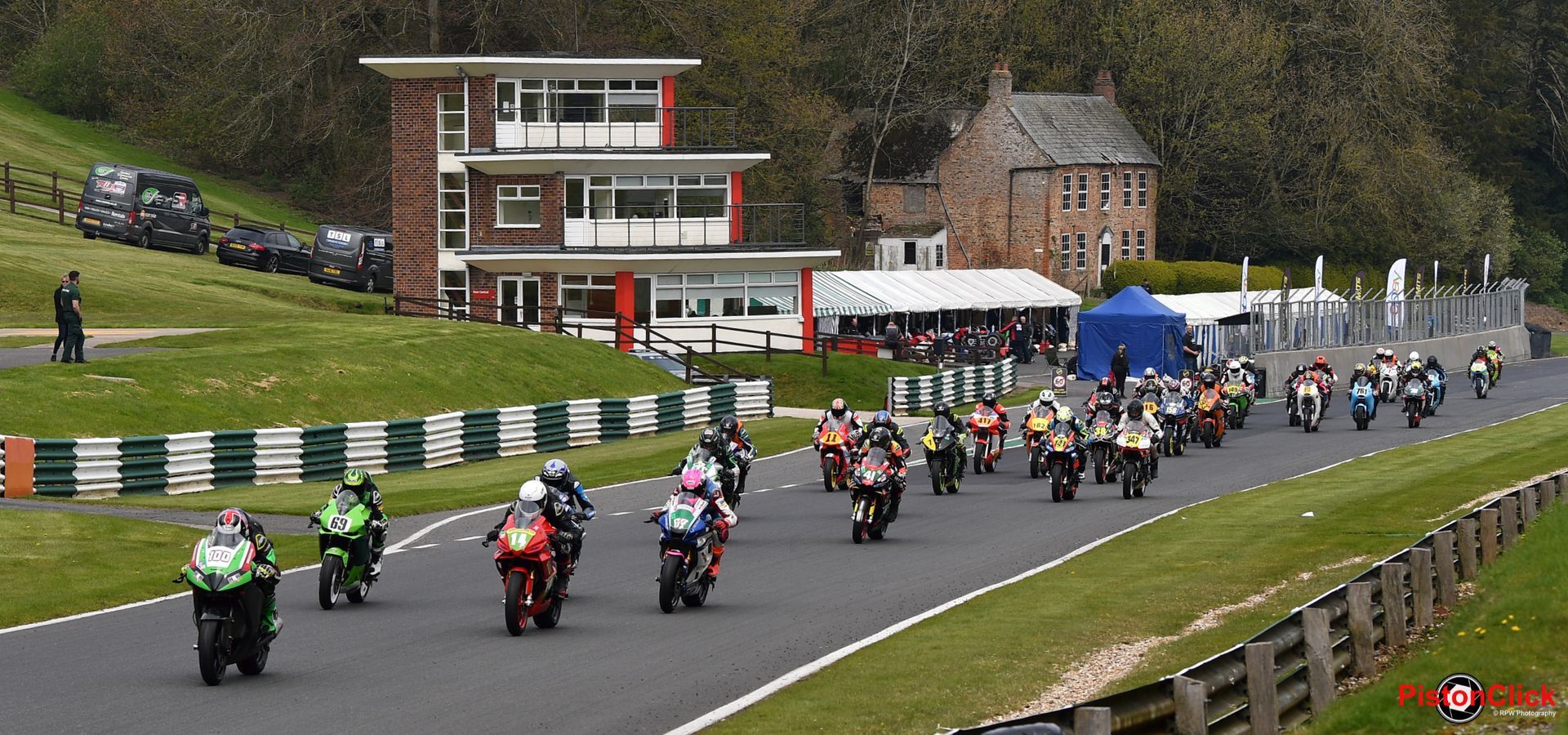 No Limits Racing featuring the GB Racing UK Armed Forces Inter-Services Championship from Cadwell Park