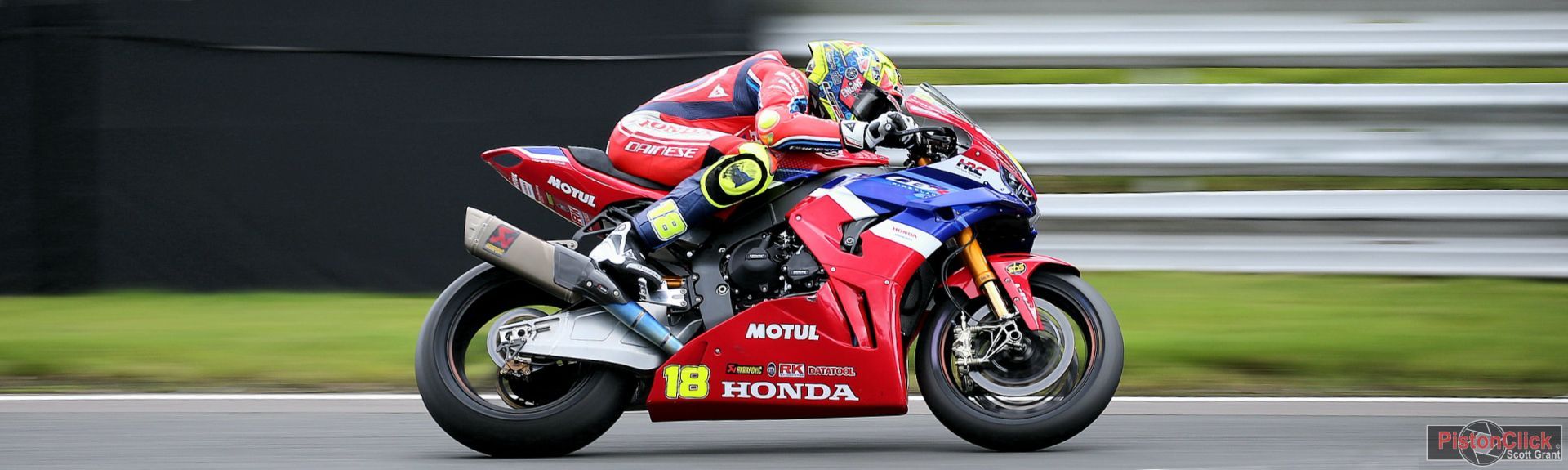 BSB Round 9 Oulton Park report and review with lots of photos