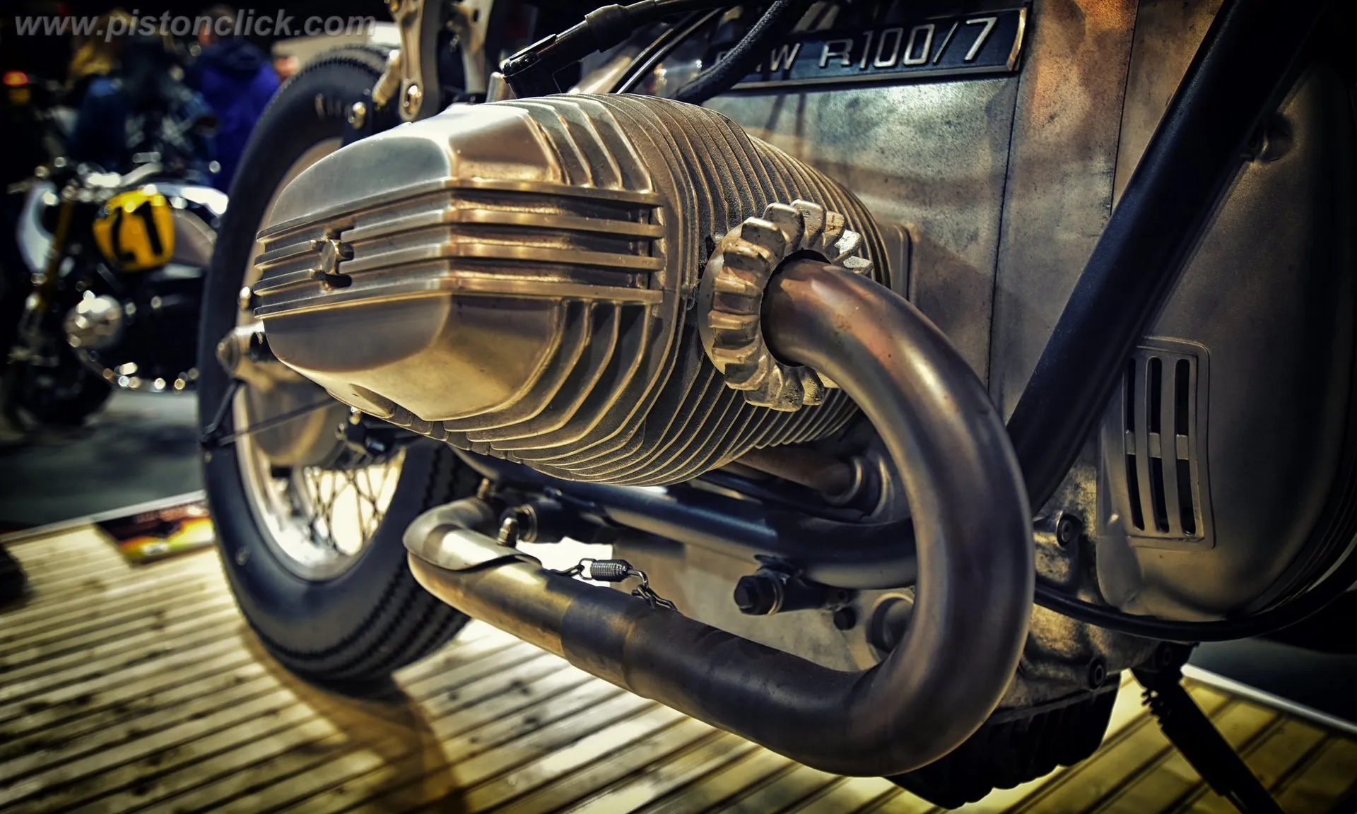 motorcycle live