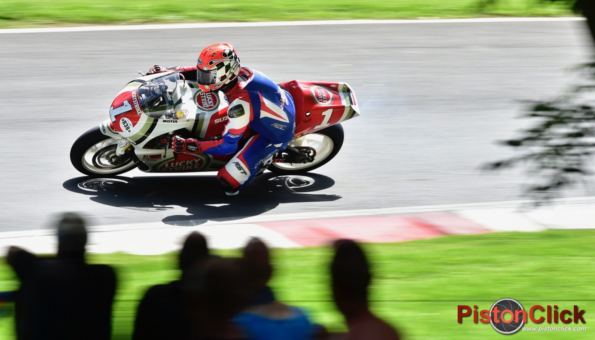 Suzuki RGV 500cc