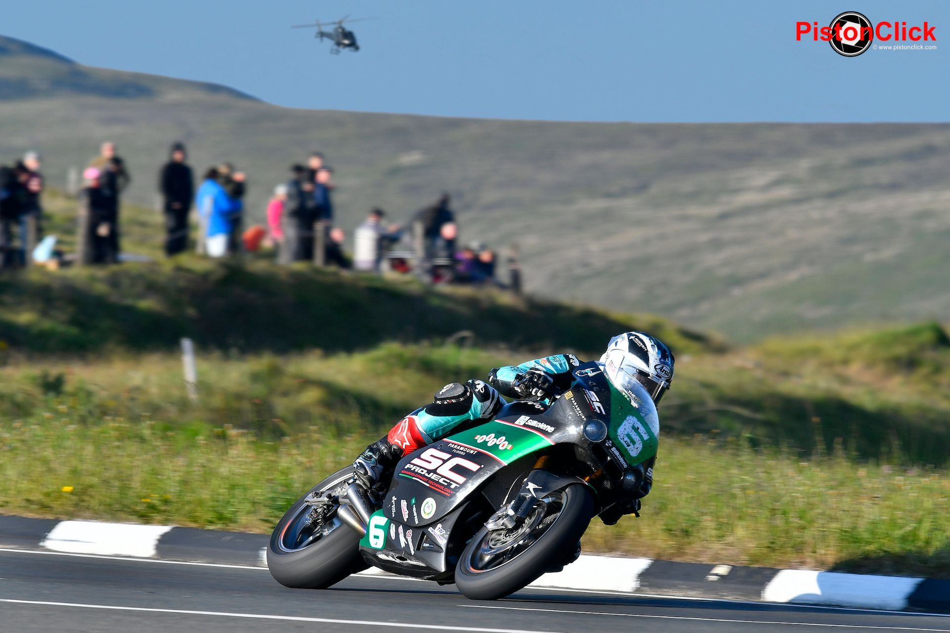 IoM TT Supertwin races
