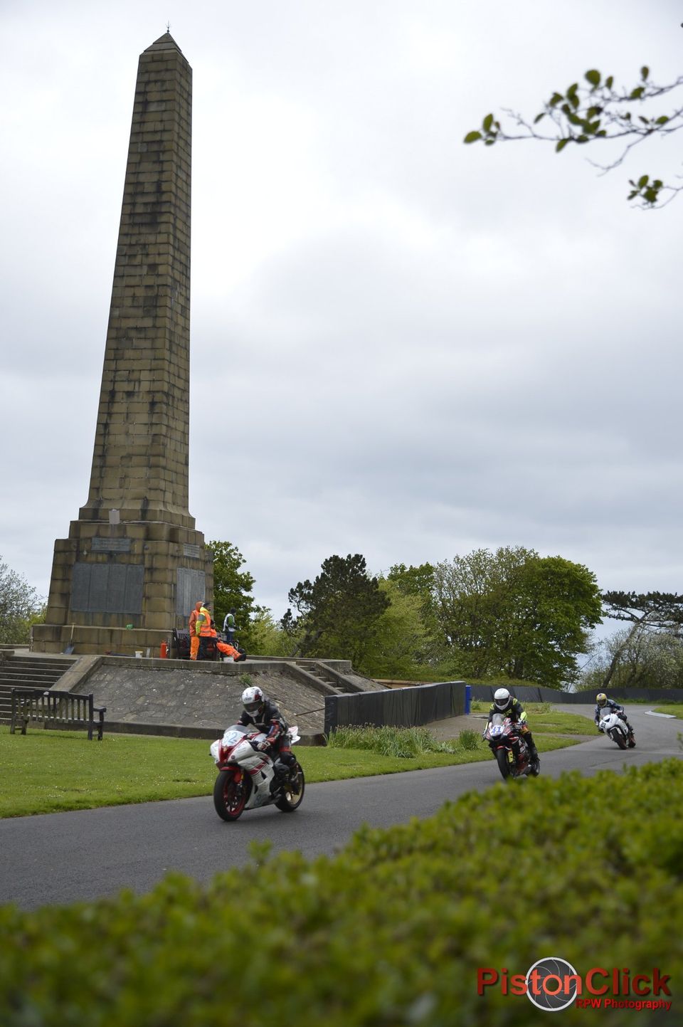 Oliver's Mount Spring Cup