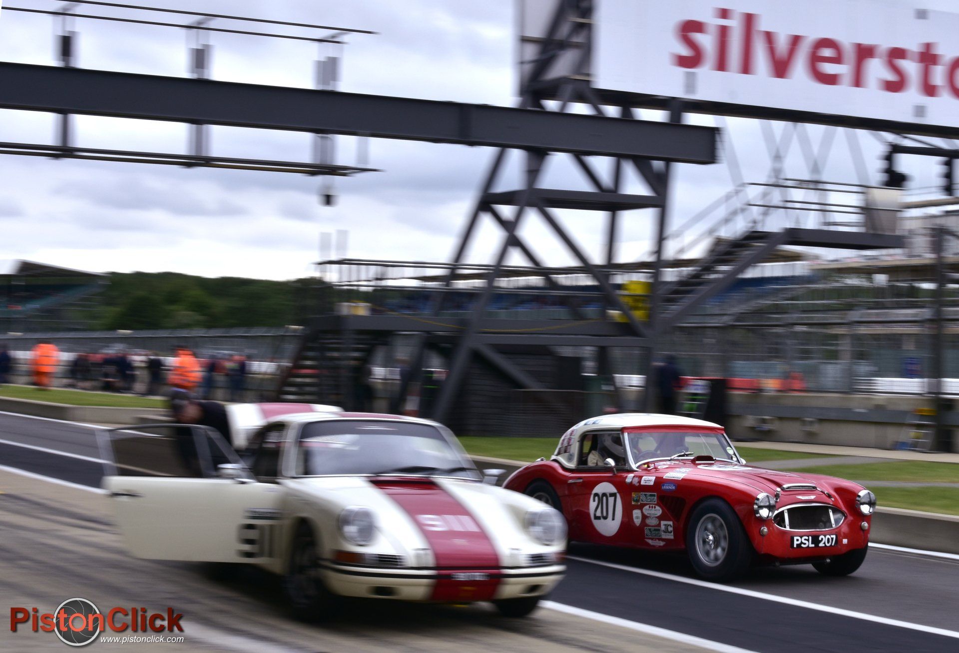 Silverstone photographic guide International pits