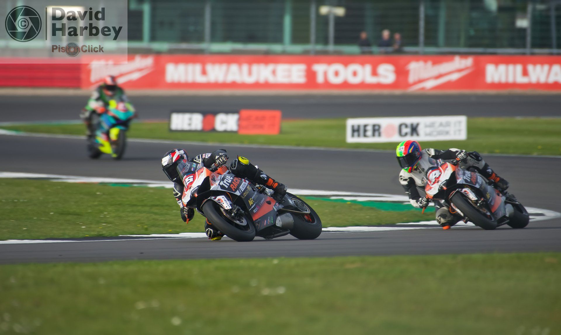 True Heroes Racing