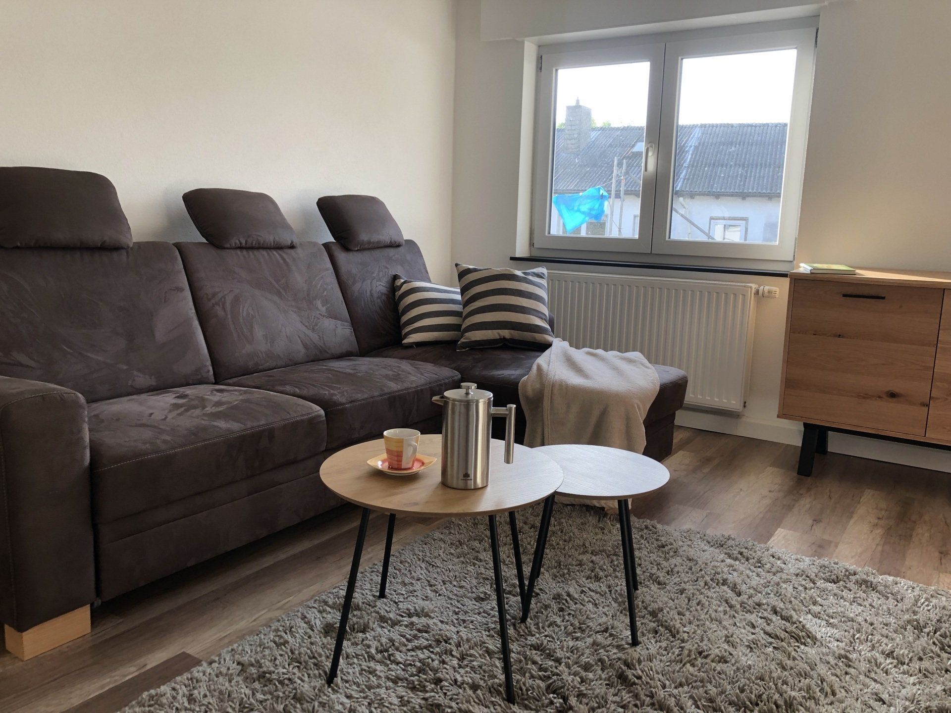 Blick ins Wohnzimmer