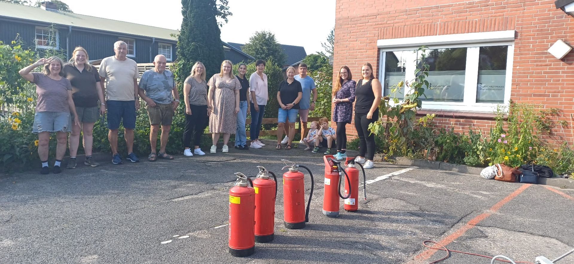 Feuerlöschübung Landarztpraxis Weddingstedt 2023