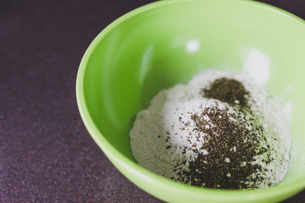 Natur-Resort Bad Waldsee, Artenvielfalt auf dem Golfplatz, Bienen, Bienenvölker, Rote Liste Pflanzen, wilde Orchideen, Smaragdeidechsen, Kreuzottern, Natur-Lehrpfad, Rund-Wanderwege,  Kaffee, Restaurant, Vinothek, erlesene Weine, Bar, selbstgebackene Kuchen, Snacks, Mittagstisch, Sonnenterrasse, Gin - Greenkeeper's Cut, Bier vom Fass, kleine Gerichte, Burger, vegetarisch, vegan, Laktose frei, Gluten frei, Café-Restaurant Ausblick T-19, Restaurant im Hofgut