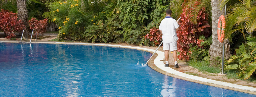 salt water pool cleaning