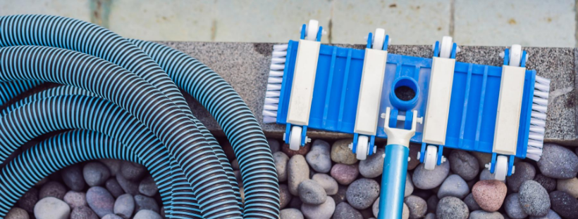 vacuum head and hose for pool