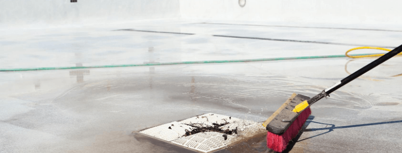 pool draining with brush