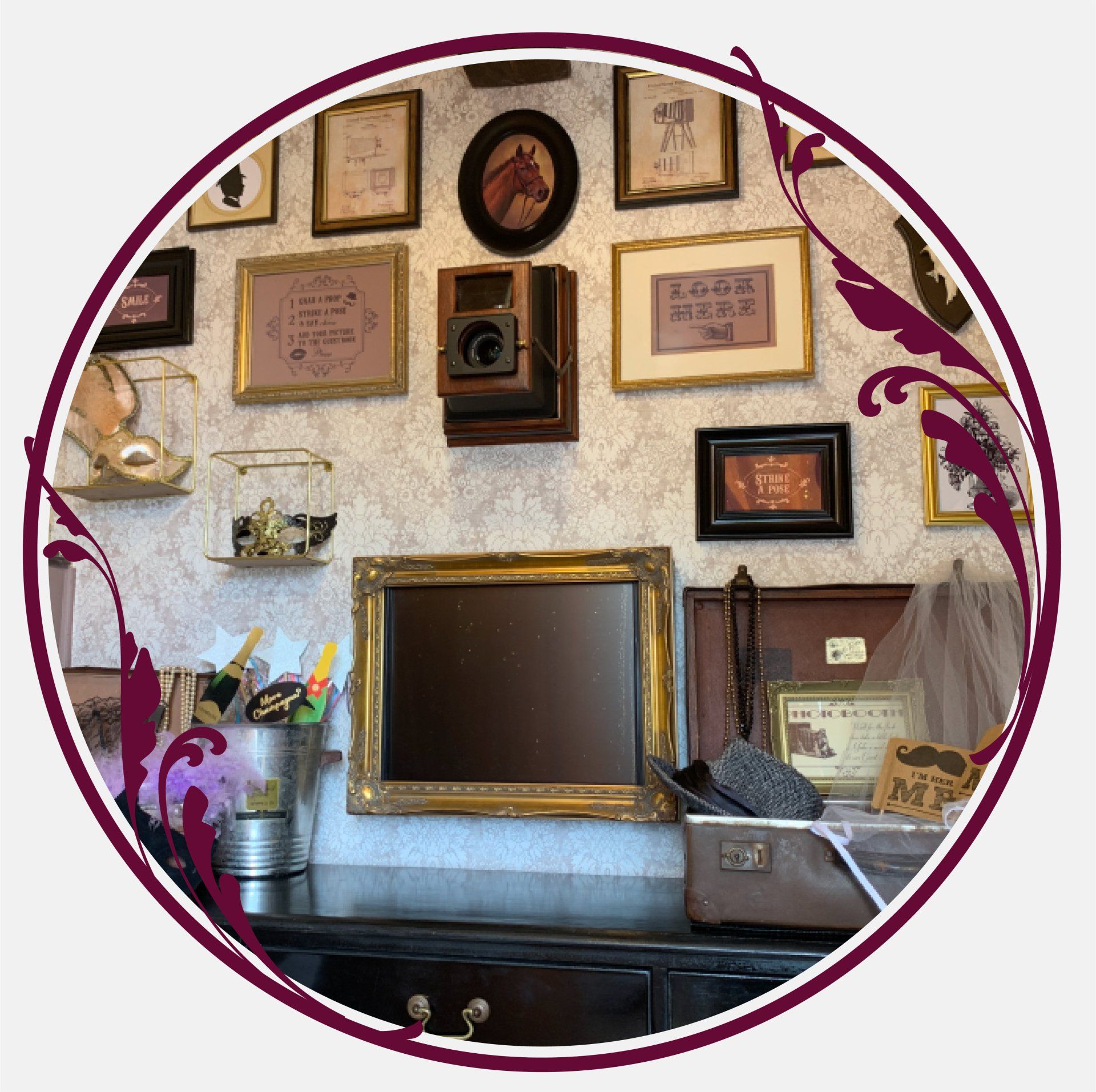 Afterglow Events - Vintage Horseshoe Box Photobooth Rentals for Weddings & Events