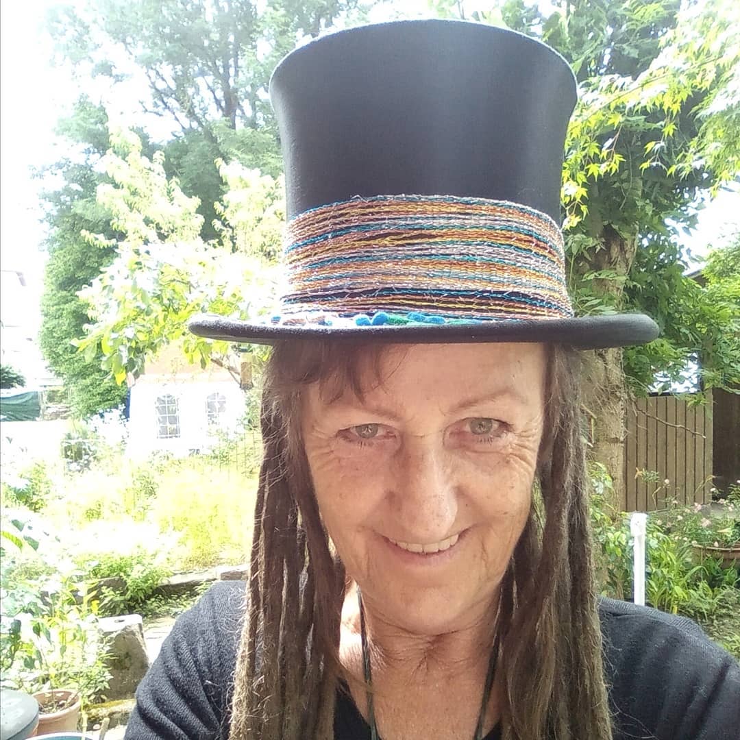 aagje aagje, dutch, artist, writing, painting, drawing, singing, recycling, upcycling, autodidact