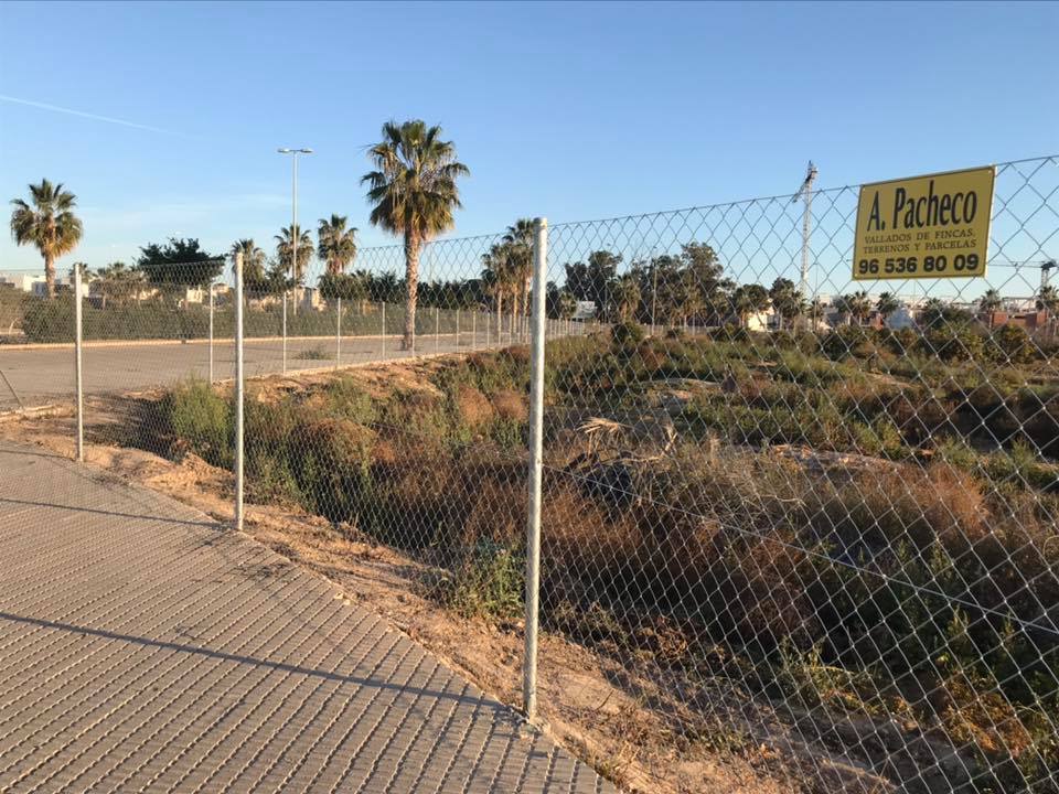 Vallado de simple torsión en Guardamar del Segura