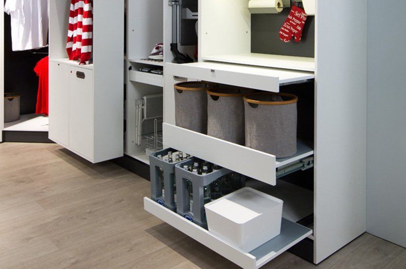 Z-Maßmöbel - Abbildung Foto  Hauswirtschaftsraum Beispiel Schubladen Aufbewahrungslösungen - Zezelj GmbH