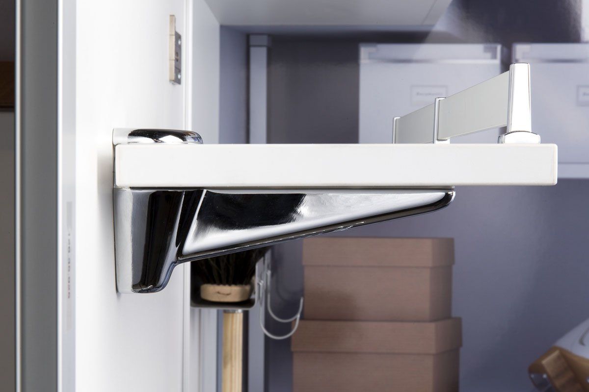 Z-Maßmöbel - Abbildung Foto  Begehbarer Kleiderschrank Beispiel - Zezelj GmbH